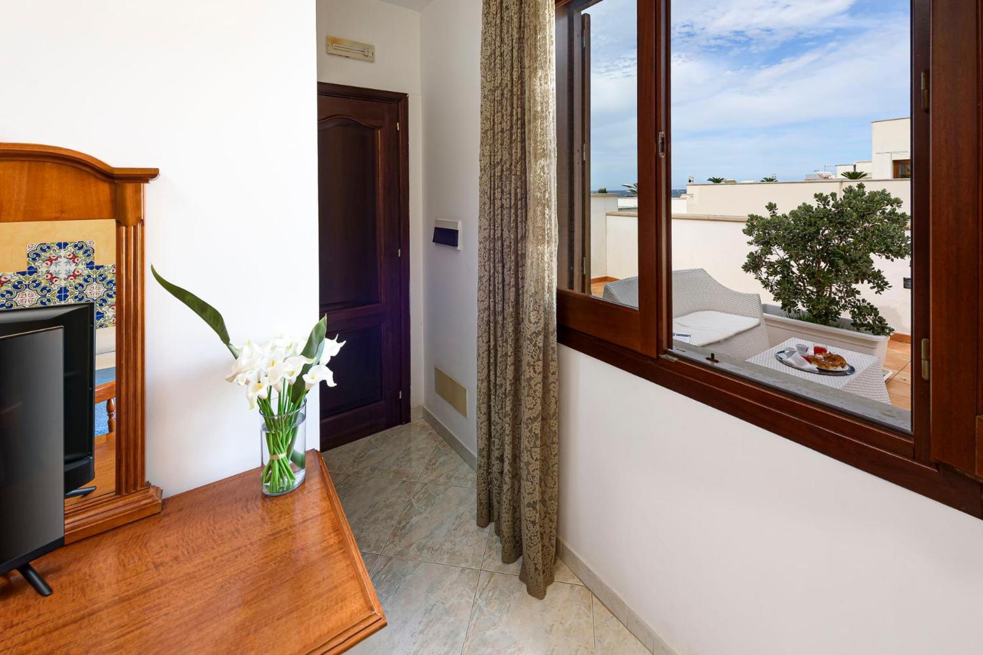 Araba Fenice Hotel San Vito Lo Capo Exterior photo