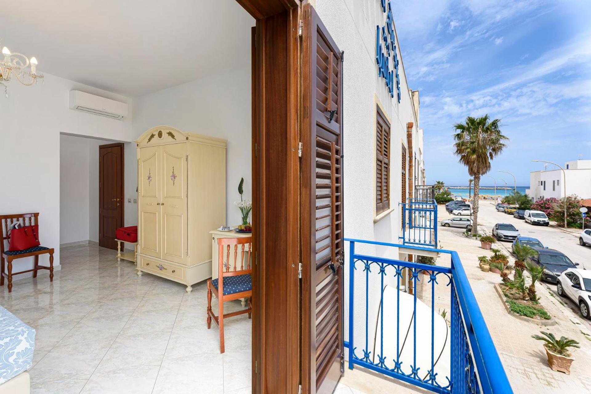 Araba Fenice Hotel San Vito Lo Capo Exterior photo